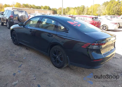 2025 Honda Accord Se z USA, uszkodzony, nr VIN 1HGCY1F45SA025335